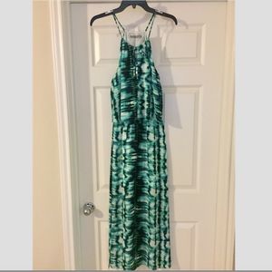 Octavia XS Popover Open Back Maxi Dress